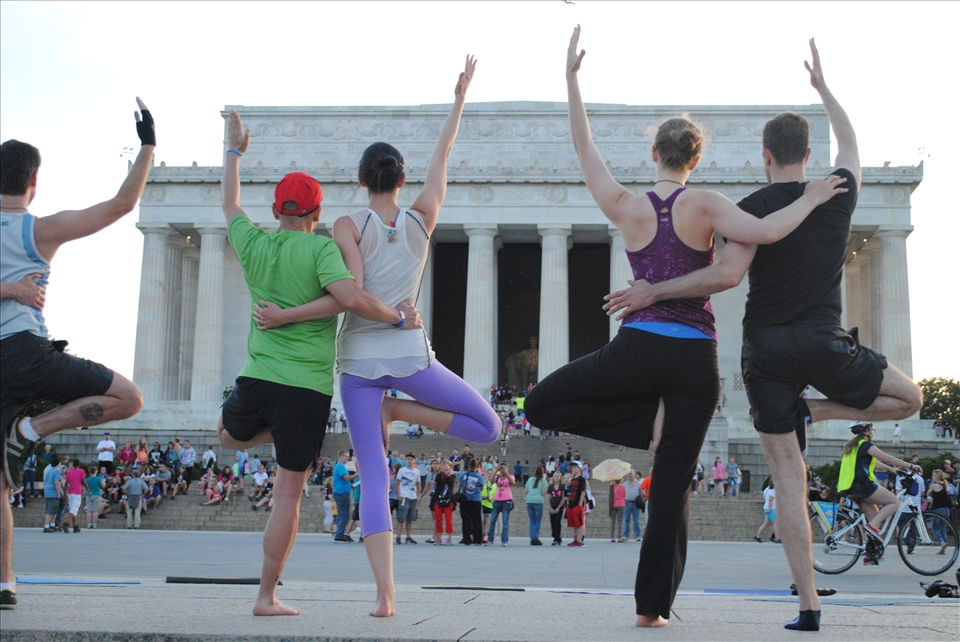 i have taken this picture in Lincoln Memorial they were doing exercise