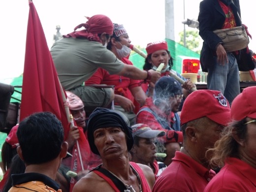 The mood of the protest site was changing constantly. Here some protesters are sharing ice creams and laughing.
