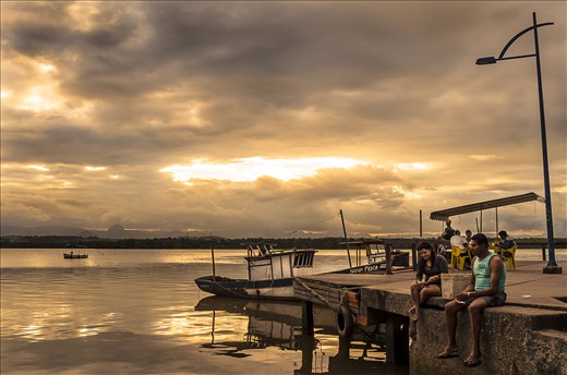 And to end the day, spend sometime at the riverside.