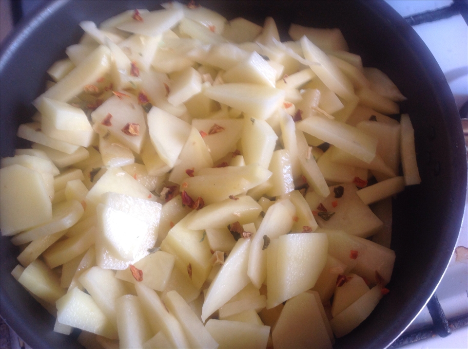 Pretty potatoes for the first step