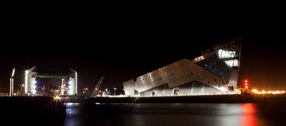 This is an Aquarium, just up the road from my hometown. Called The Deep