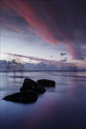 This photo was taken in Muriwai beach New Zealand. As u can see some shadow of people, this people was walking around the shore and getting some shells during the sunset. : by benz, Views[251]