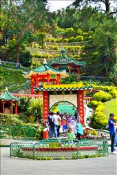 Building up a great relationship between Flipino-Chinese community.: by bestofme, Views[371]