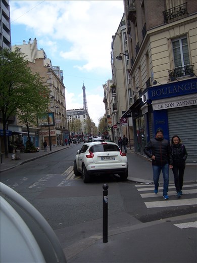 Paris -- Sunday am w/Eiffel Tower