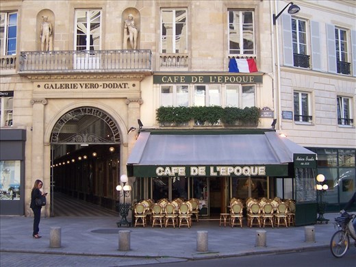 Paris -- street scene -- art gallery