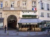 Paris -- street scene -- art gallery: by billh, Views[225]