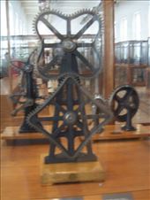 Paris -- Musee des Arts et Metiers -- unique gearing design: by billh, Views[190]
