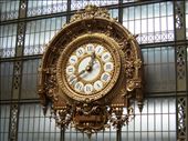 Paris -- Musee d'Orsay -- grand hall -- train station clock close-up: by billh, Views[194]