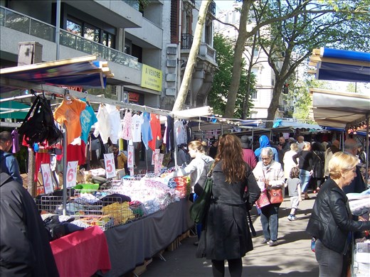 Paris -- Marche Naumesnil -- children's clothing .02