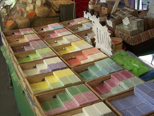 Paris -- Marche Daumesnil -- soap from Marseilles.08