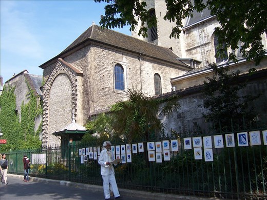 Paris -- Eglise St-German des Près -- street artist