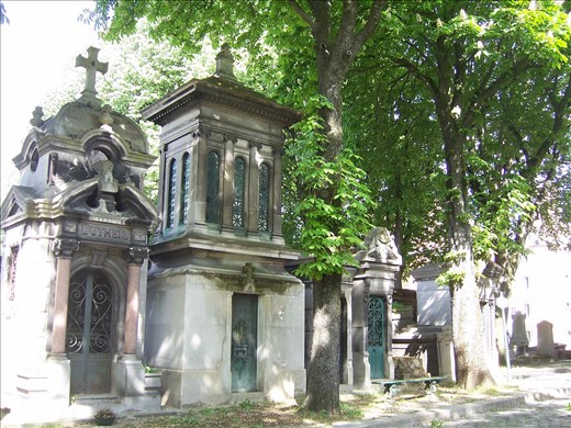 Paris -- Cimetiere du Pere Lachaise --.01