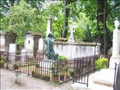 Paris -- Cimetiere du Pere Lachaise.09: by billh, Views[209]