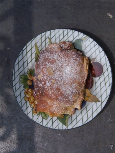 Paris -- almond croissant.01