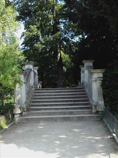 Paris -- Parc Monceau.05