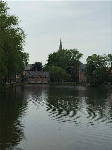 Brugge -- stream scene