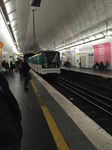 Paris -- Metro train entering the station.01