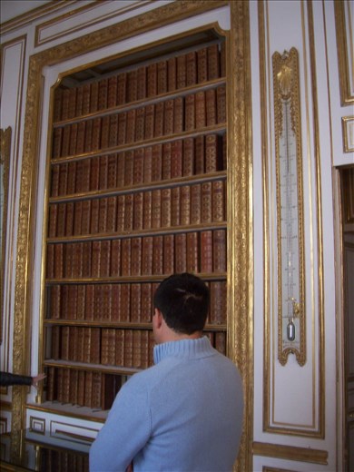 Versailles -- Louis XVI -- King's library -- book case
