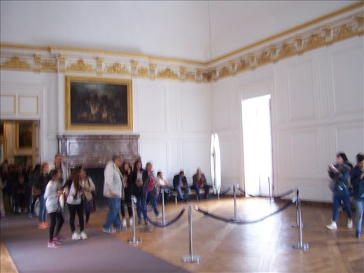 Versailles -- Louis XV -- guards room