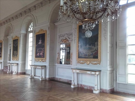Versailles -- Hall or Wars.01
