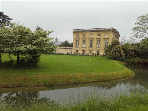 Petit Trianon -- back of building from gardens