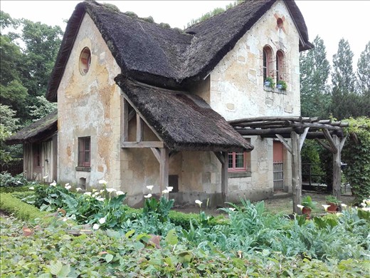 Marie Antoinette's Hamlet.06