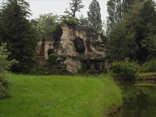 Marie Antoinette's Hamlet -- path from Petit Trianon.02