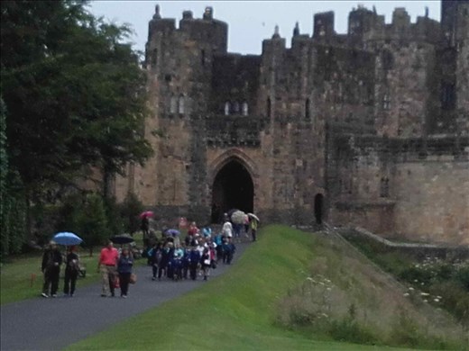 Alnwick Castle -- entrance.01