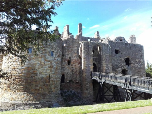 Direlton Castle.02