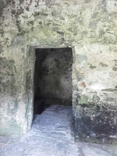 Ireland -- Streull Wells -- entrance to men's bath house