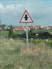 Common road sign -- what does it mean/indicate?  (No, it's not a bomb ahead!): by billh, Views[469]