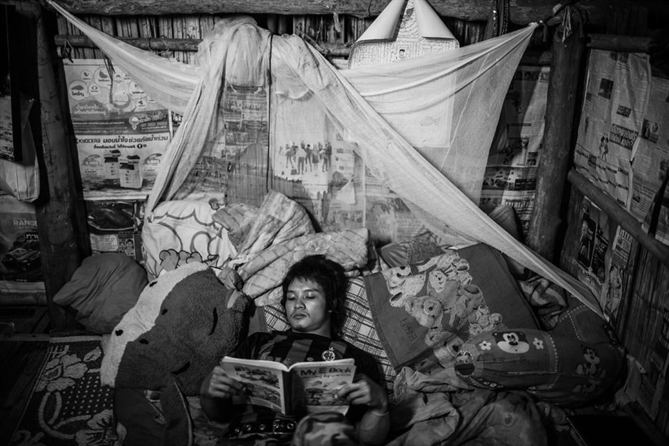 In this picture, a young mahout is learning more english language, he told with me that he want to be better to make conversation with foreign tourists and maybe he will get another chance to get higher position like a manager in the future,