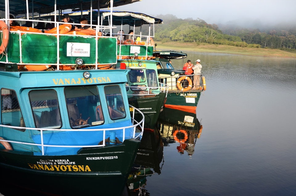 The travelling by the cruiser has been protected by wearing Life Jacket.