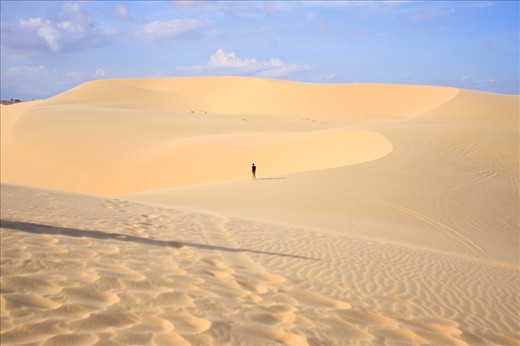 Losing oneself is nearly inevitable amid the rolling white sand dunes near Mui Ne. 
