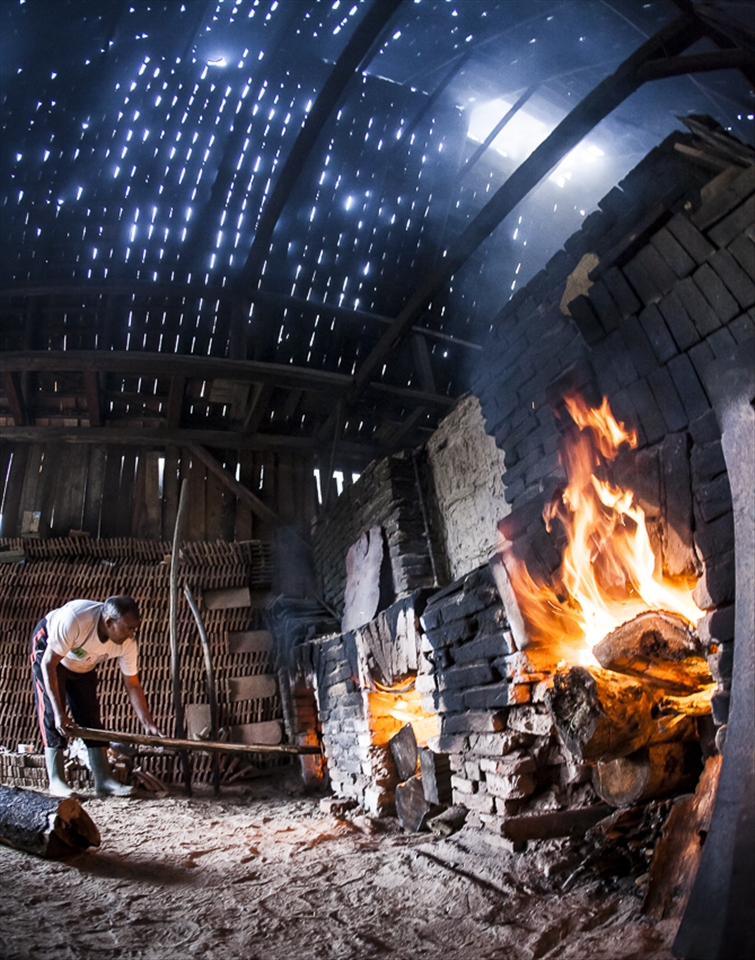 Nea Fanica, the brick maker carries this craft in the family for generations. He is well known in his village and will leave his family business in the hands of his son in law.