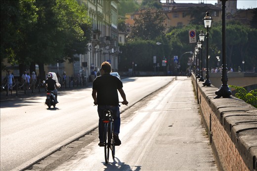 As a big fan of cycling i was happy to see people in Florence using bicycles as a primary method of transportation in already crowded city center. Aside the fact that bicycles are good for your health and environment as a sustainable way of transport, narrow streets of Florence are not going to make an easy day for you if you are driving a car. So, cycle away my friend!