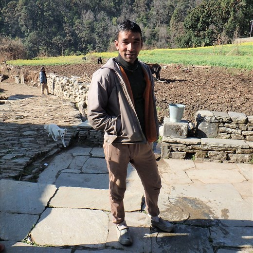  Two different 'Digember's' were involved in this project. This is a shot of Digember (1) who was involved in constructing the trial chulha but due to other work commitments he handed the reigns over  to Digember (2)!