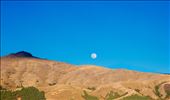 The beautiful moonset over the mountains that surround Huancayo, Peru.: by brendanwalter, Views[369]