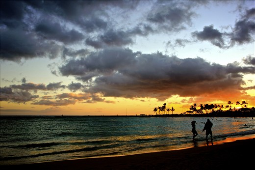 Amazing Colour and composition during a sunset on Waikiki Beach