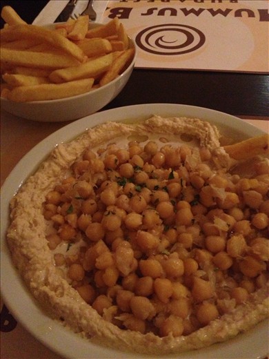 Epic amounts of Hummus from the Hummus bar - Budapest -- Mmmmmmmm