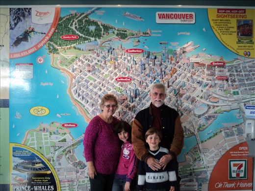 Exploring Vancouver by the Vancouver Tower with Madi and Denny
