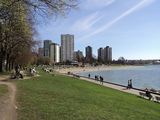 Seawll Walk around English Bay