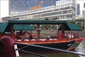 Floating restaurant in Clarke Quay: by butterfly-freed, Views[790]