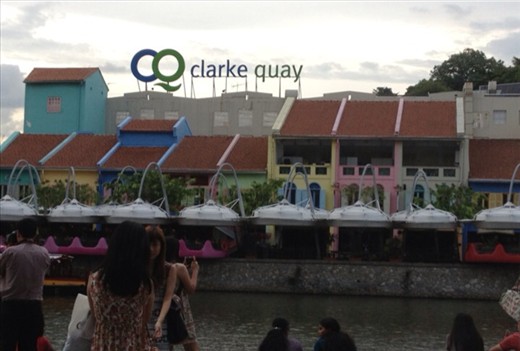 Clarke Quay - lots of restaurants
