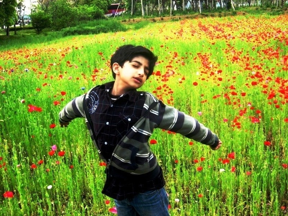 I found an open ground full of blooming flowers that I felt were all mine...!