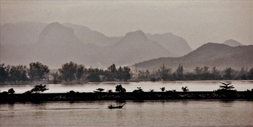 Breakfast the day after the wedding. Having lived in Japan I love the black and white photos that fade into nothing.