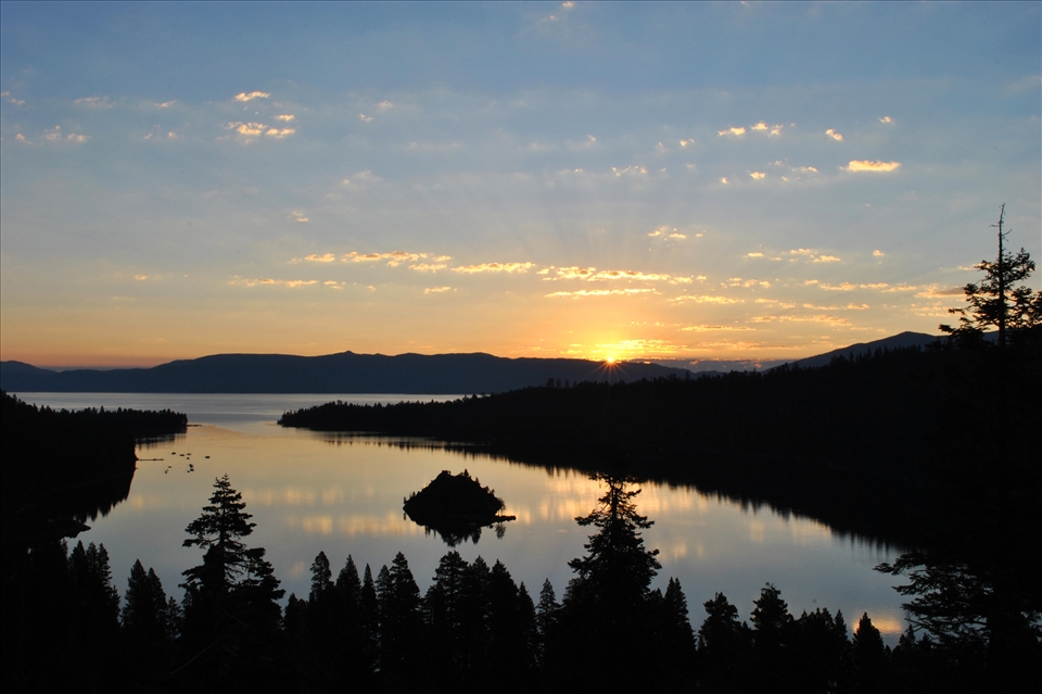 How does anyone look at this and not drop their career to become a photographer?