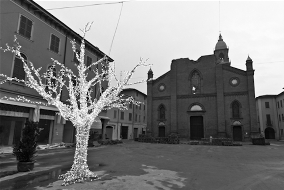 Christmas just passed, not a lot of people had something to celebrate. Decoratio