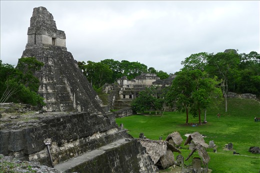 Grand Plaza - Tikal