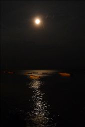 Full Moon over the water - so beautiful - Bol: by ccandj6monthsaway, Views[726]